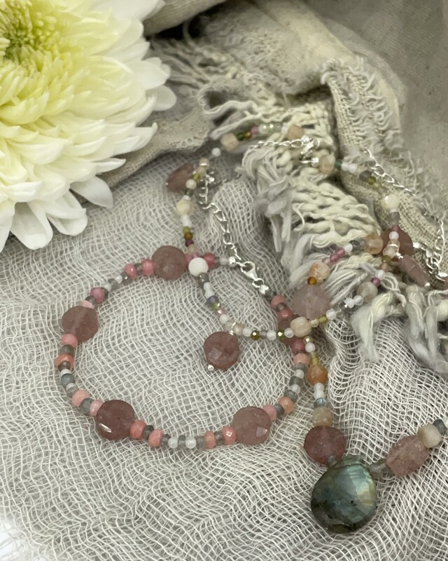 Theros beaded bracelet