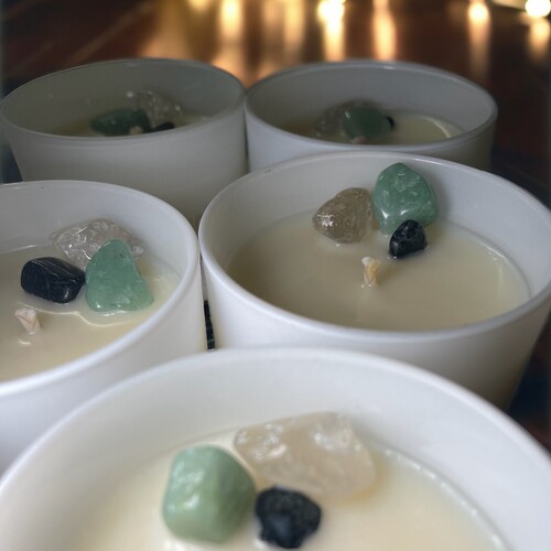 Single Candle (adj.)