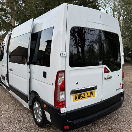 2015 Renault Master LM35 Business Camper Van 2 Berth