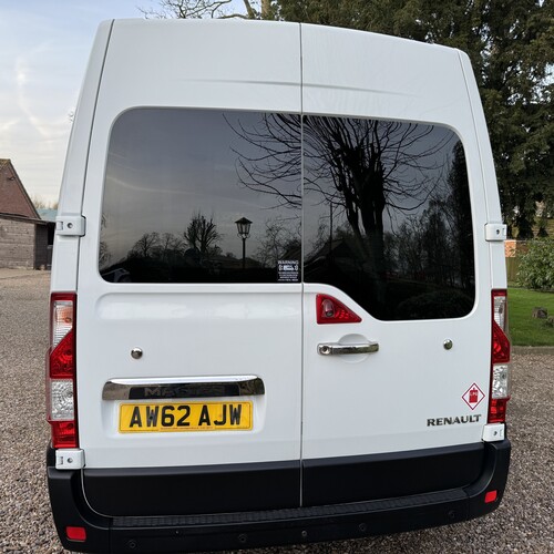 2015 Renault Master LM35 Business Camper Van 2 Berth