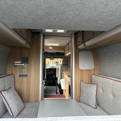 2015 Renault Master LM35 Business Camper Van 2 Berth