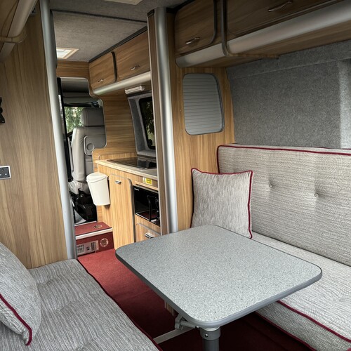 2015 Renault Master LM35 Business Camper Van 2 Berth