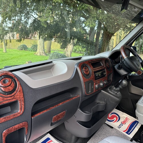 2015 Renault Master LM35 Business Camper Van 2 Berth