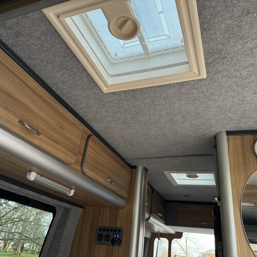 2015 Renault Master LM35 Business Camper Van 2 Berth