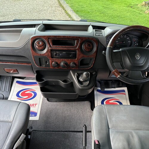 2015 Renault Master LM35 Business Camper Van 2 Berth