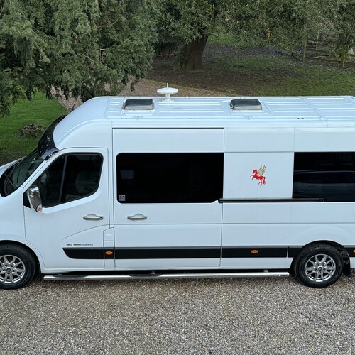 2015 Renault Master LM35 Business Camper Van 2 Berth