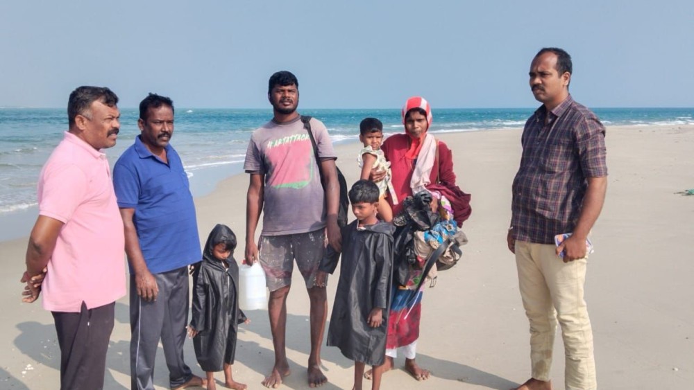 தமிழகத்தில் புகலிடம் கோரும் குடும்பம் 