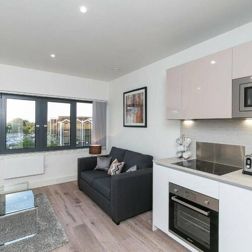 Mondial Way, Hayes, Middlesex, UB3