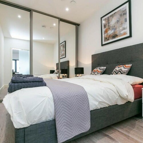 Mondial Way, Hayes, Middlesex, UB3