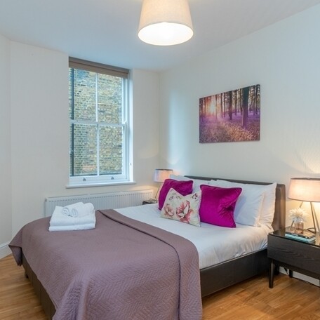 Hamlet Gardens, London, W6