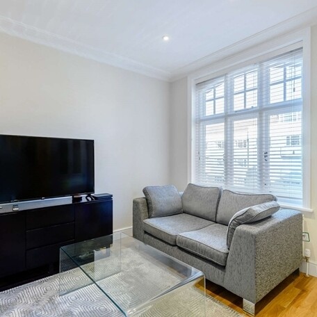 Hamlet Gardens, London, W6