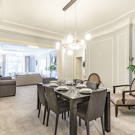 Park Road, London, NW8