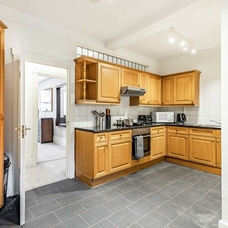 Park Road, London, NW8