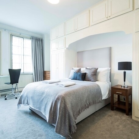 Park Road, London, NW8