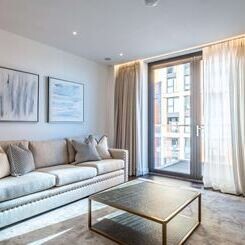 Charles Clowes Walk, London, SW11