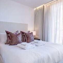 Charles Clowes Walk, London, SW11