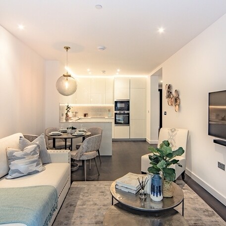 Charles Clowes Walk, London, SW11