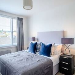 Hill Street, London, W1J