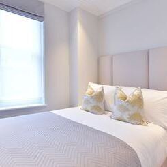 Hill Street, London, W1J