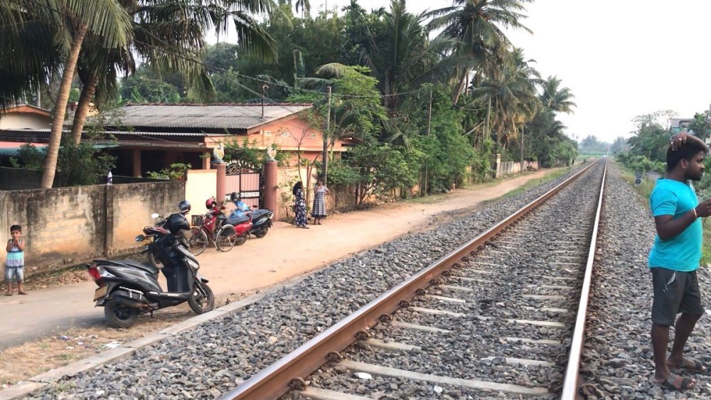 பாதுகாப்பற்ற கடவையில் கோர விபத்து - அதிரடி நடவடிக்கையில் டக்ளஸ்