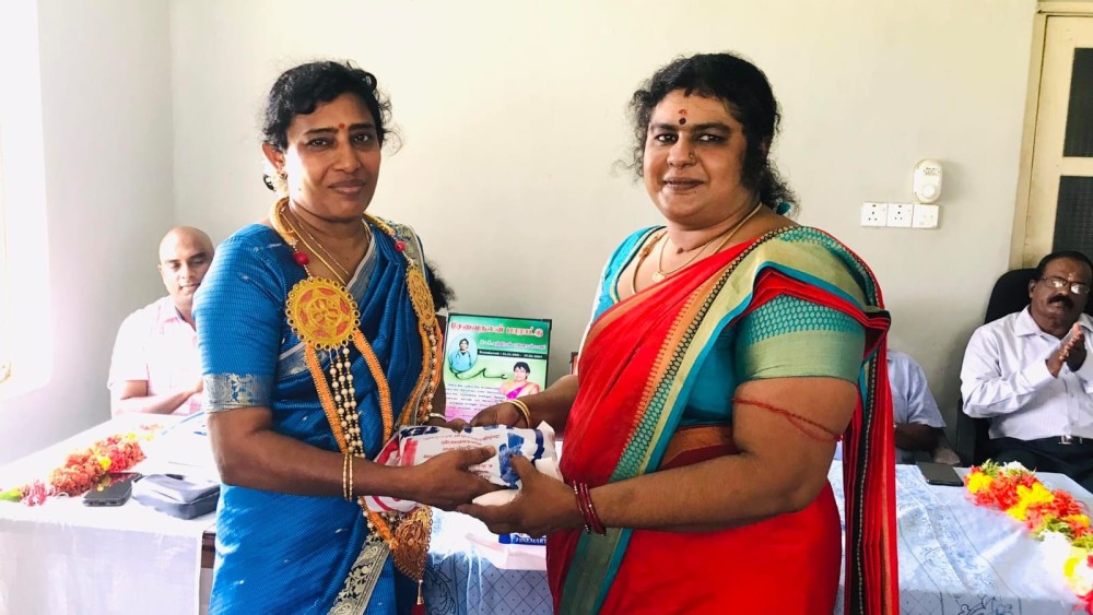 சிறப்பான சேவையாற்றிய வைத்தியருக்கு அம்பனில் கெளரவம்