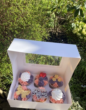 Gallery | Becky’s Cake Creations | Cake Maker Nailsea | Cake Makers near me | Cake shop