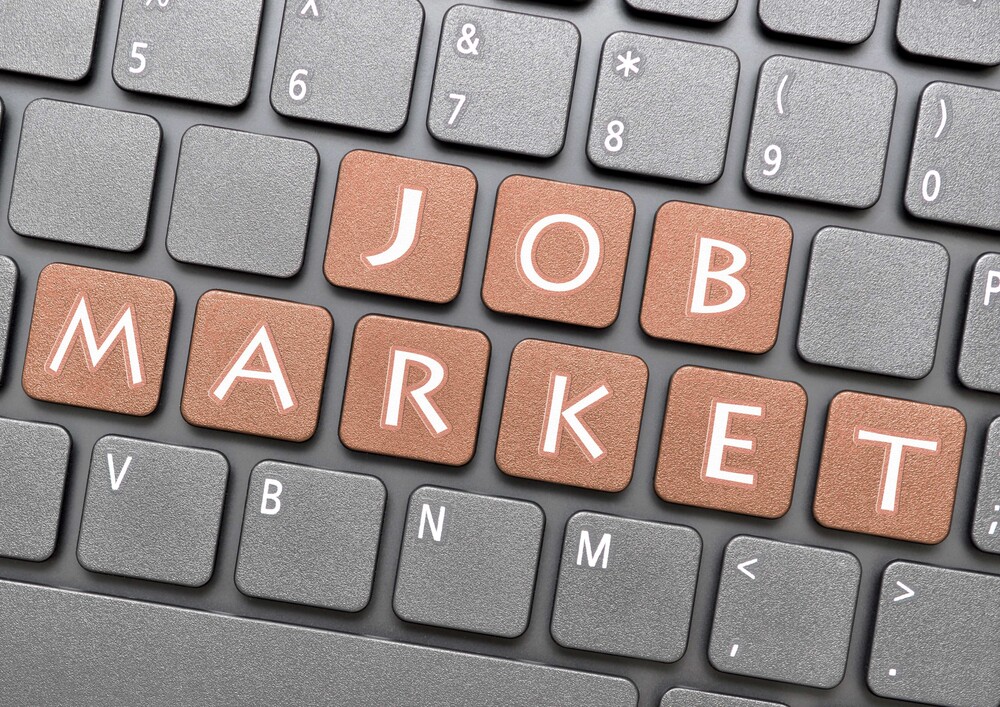 Navigating the Current IT Job Market in the UK: Opportunities and Challenges