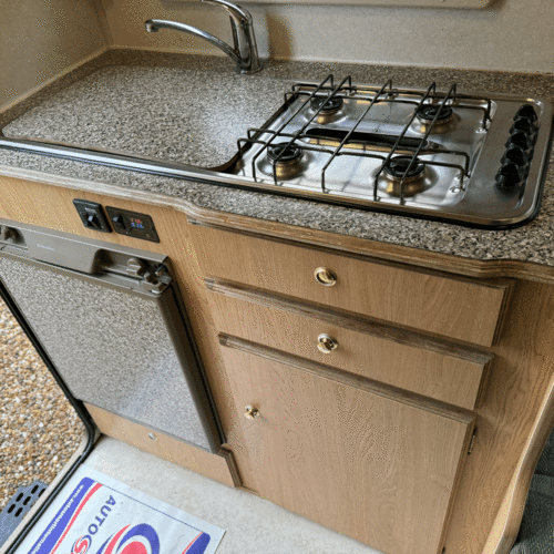 Apollo Demountable 4 Berth Motorhome Mitsubishi L200 4x4 - PART EX TO CLEAR