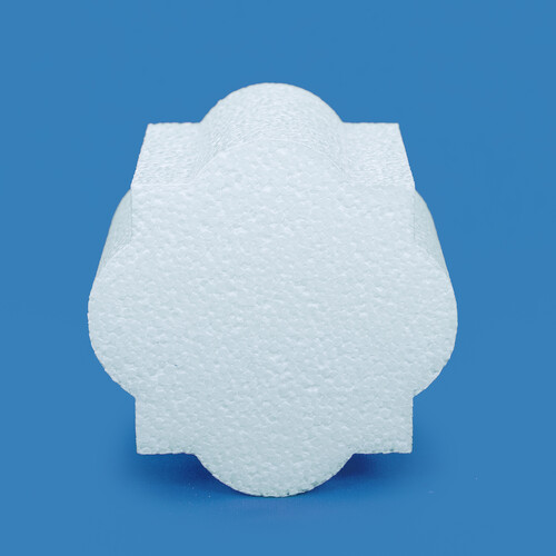 Quatrefoil Square Cake Dummy (Widest point)