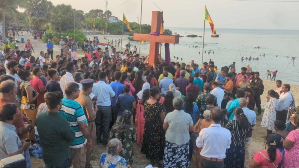 கச்சதீவு ஆலயத் திருவிழாவில் இலங்கையர்கள் பங்கேற்பு