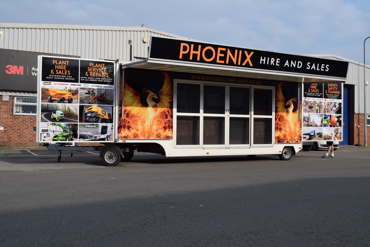 Phoenix Hire & Sales - 7m Merlo Exhibition Trailer