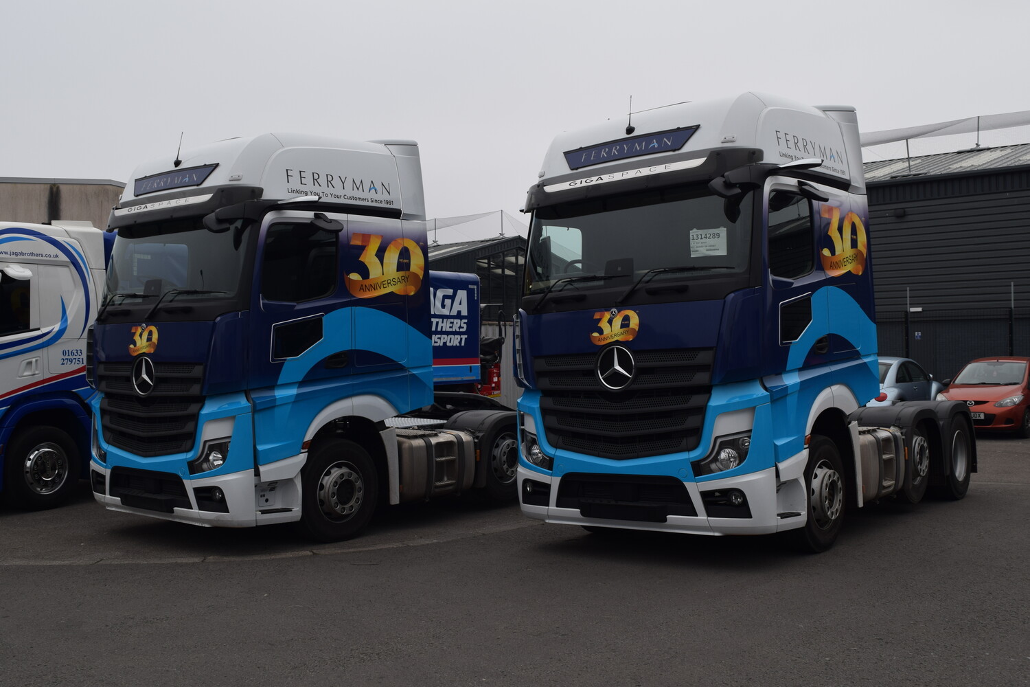 Ferryman - 3x Mercedes Actros Gigaspace