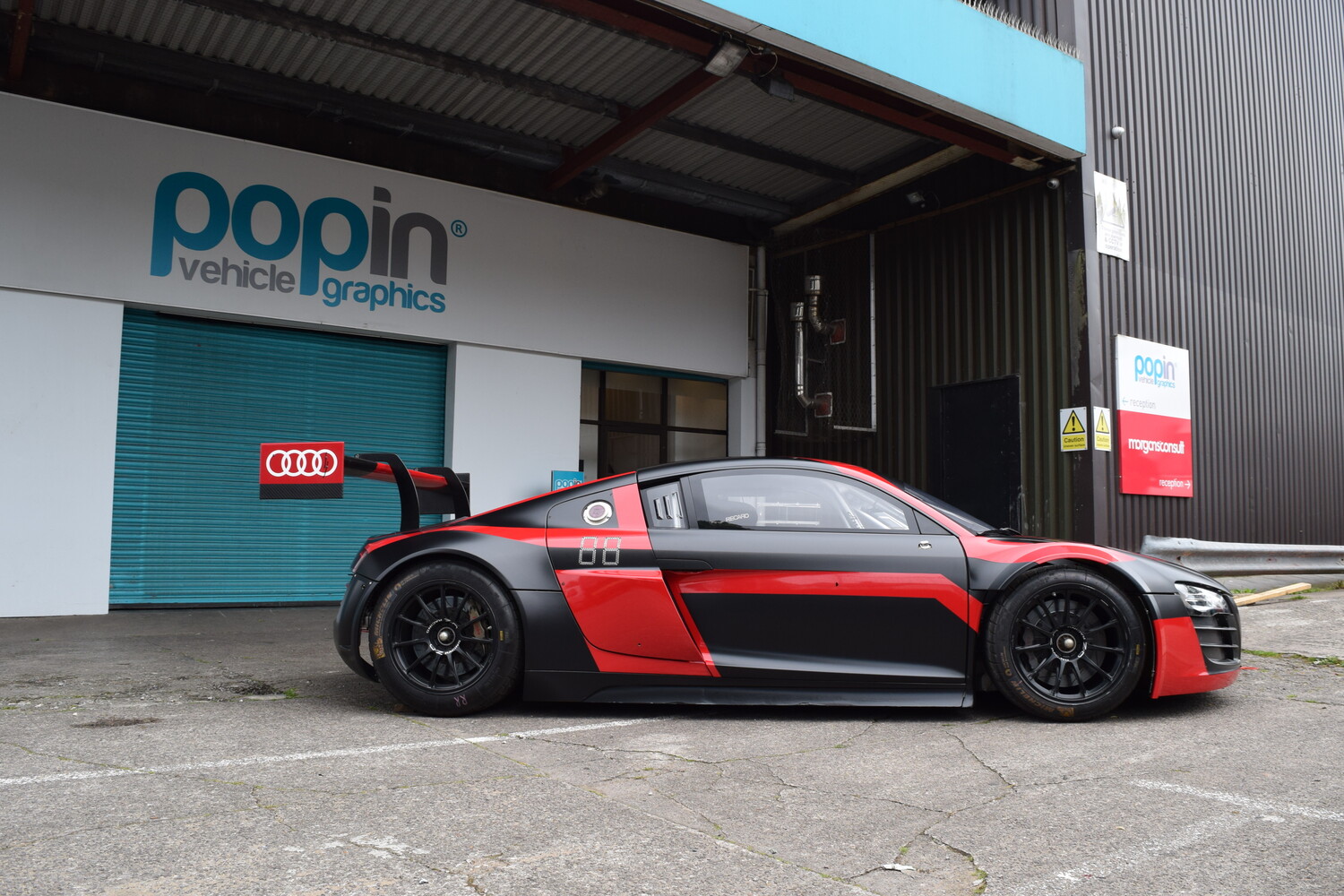Simpson Motorsport - Audi R8 LMS
