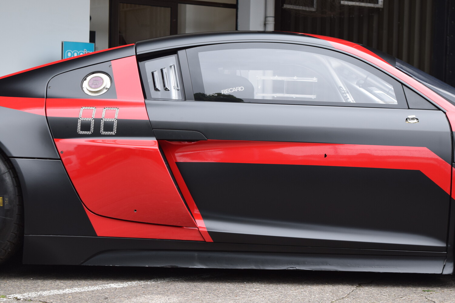 Simpson Motorsport - Audi R8 LMS