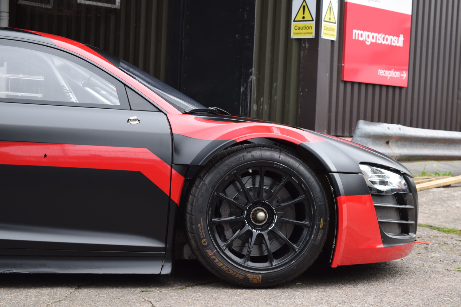 Simpson Motorsport - Audi R8 LMS