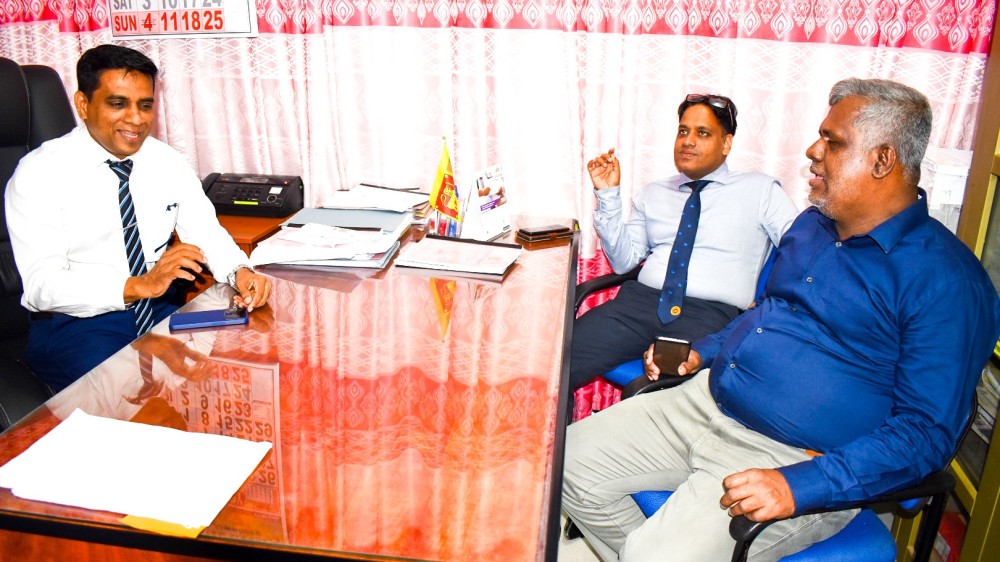 கல்முனை மாநகர சபையின் பதில் கணக்காளர் கடமையேற்பு