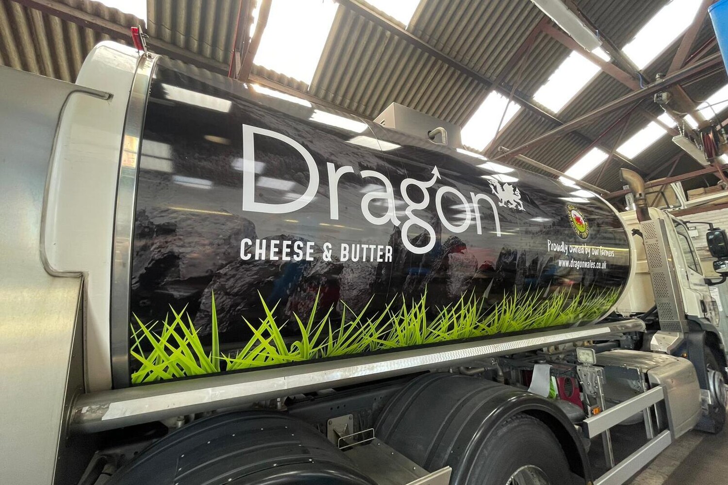 Dragon - Milk Tanker