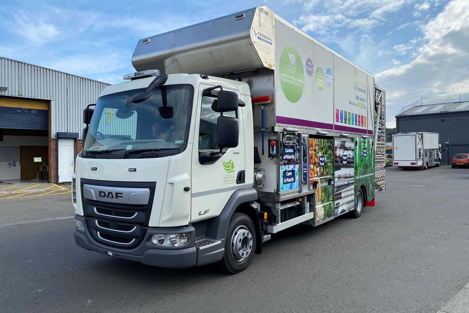 Merthyr County Council - 6x Recycling Truck