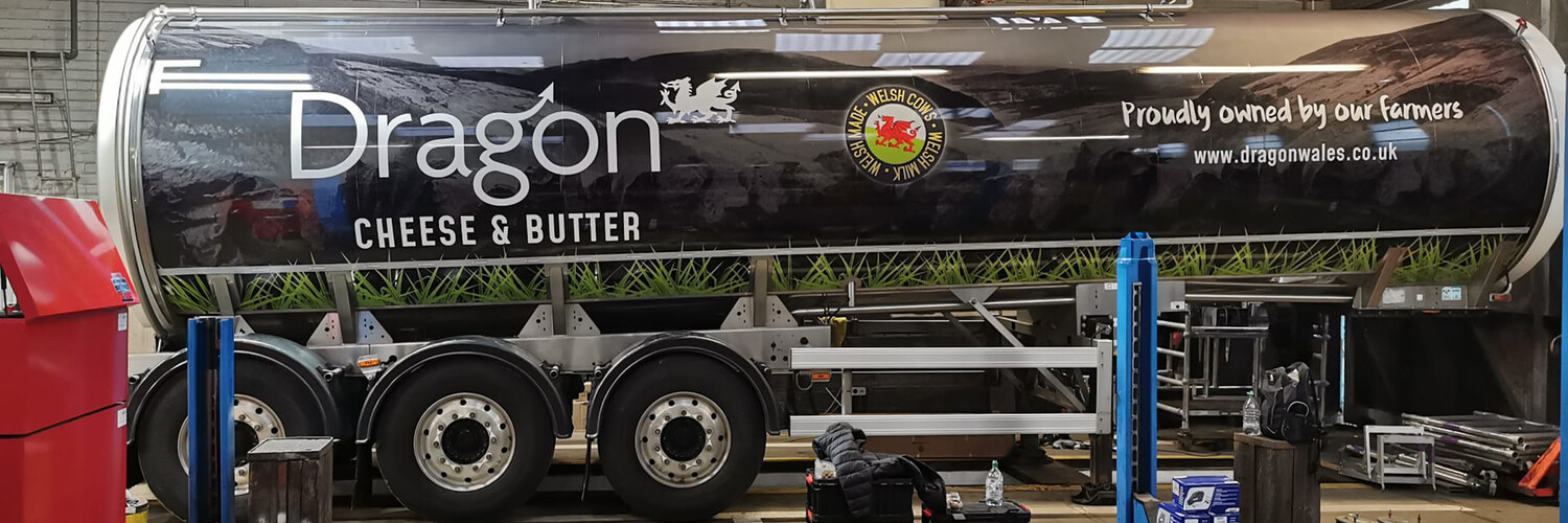 Vehicle graphics on large lorry