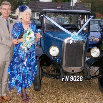 Gallery | Wedding Cars Harpenden, St Albans, Watford, Hemel Hempstead | Heritage Classic Cars