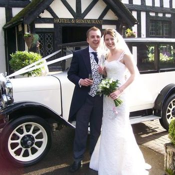 Gallery | Wedding Cars Harpenden, St Albans, Watford, Hemel Hempstead | Heritage Classic Cars