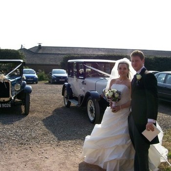 Gallery | Wedding Cars Harpenden, St Albans, Watford, Hemel Hempstead | Heritage Classic Cars