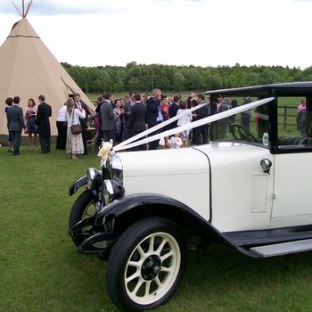 Gallery | Wedding Cars Harpenden, St Albans, Watford, Hemel Hempstead | Heritage Classic Cars