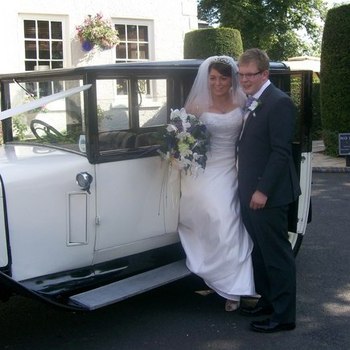 Gallery | Wedding Cars Harpenden, St Albans, Watford, Hemel Hempstead | Heritage Classic Cars