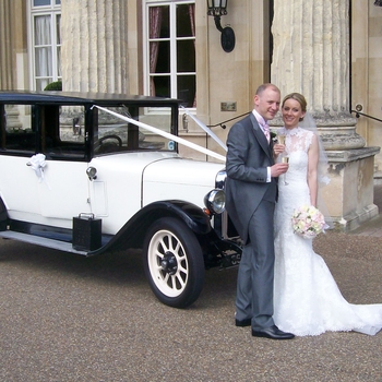 Gallery | Wedding Cars Harpenden, St Albans, Watford, Hemel Hempstead | Heritage Classic Cars