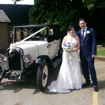 Gallery | Wedding Cars Harpenden, St Albans, Watford, Hemel Hempstead | Heritage Classic Cars