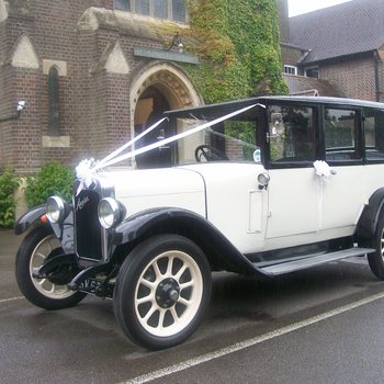 Gallery | Wedding Cars Harpenden, St Albans, Watford, Hemel Hempstead | Heritage Classic Cars