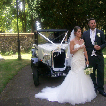 Gallery | Wedding Cars Harpenden, St Albans, Watford, Hemel Hempstead | Heritage Classic Cars