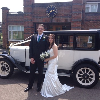 Gallery | Wedding Cars Harpenden, St Albans, Watford, Hemel Hempstead | Heritage Classic Cars