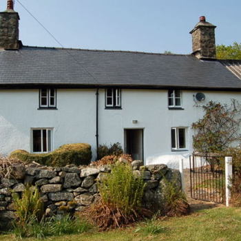 Tyddyn Llwyn   
